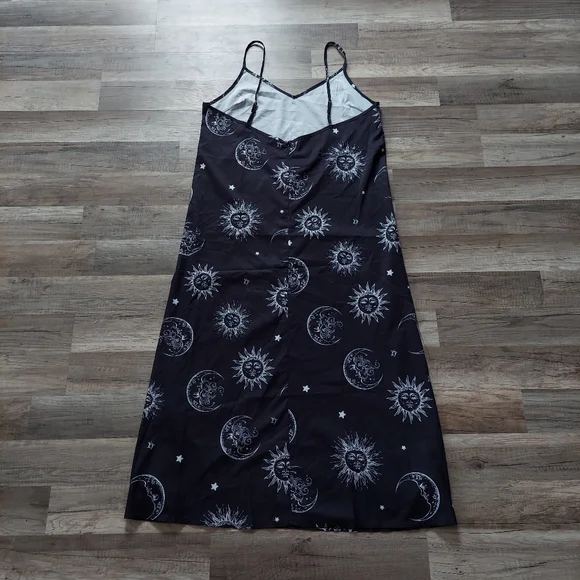 Celestial Sun Moon Star Print Midi Dress Large Goth Witch Fairy Zodiac Astrology - Picture 5 of 13